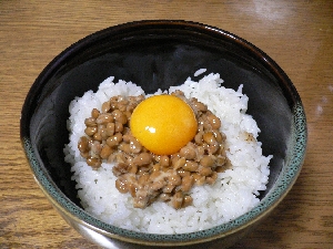 納豆卵ご飯